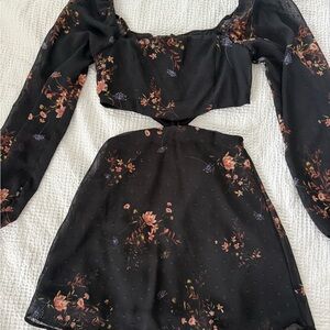 Forever 21 Black Floral Long Sleeve Dress